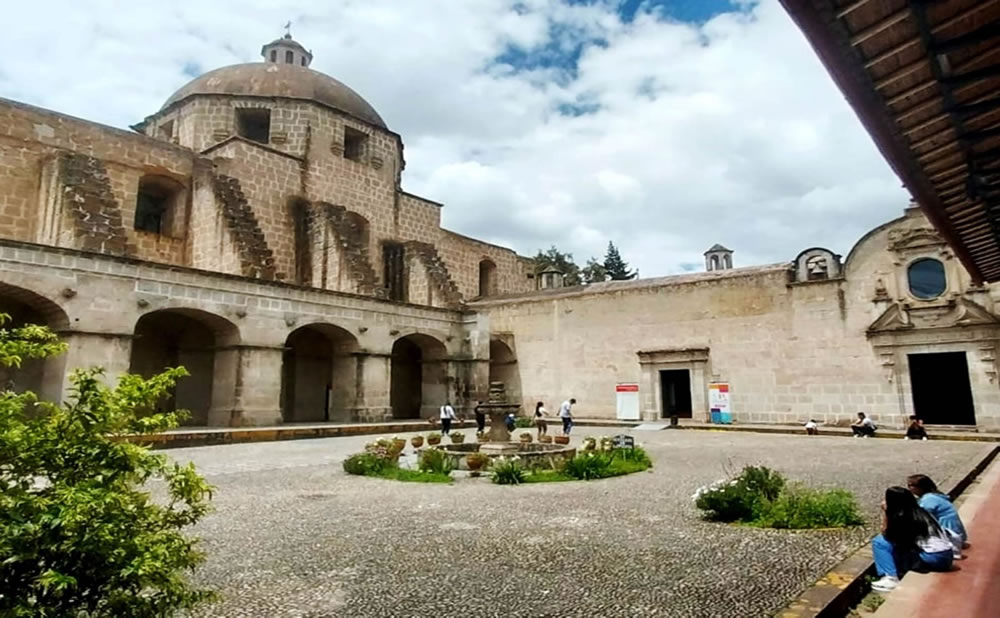 Conjunto monumental belen vuelos culturales a cajamarca