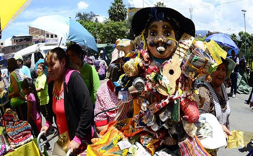 Fiesta cultural de ekeko viajes turisticos bolivia