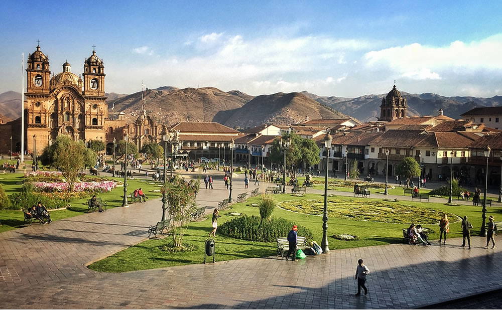 Plaza de armas atractivo cusco viaje turistico