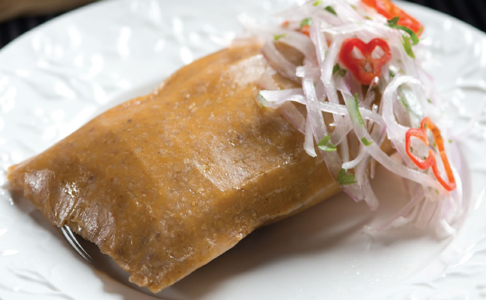 Tamal con cebolla plato tipico viaje cajamarca cultural