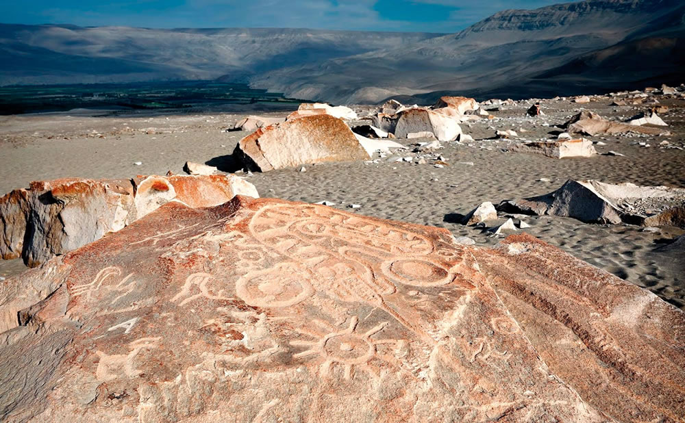 Tour cultural petroglifos la laja arequipa