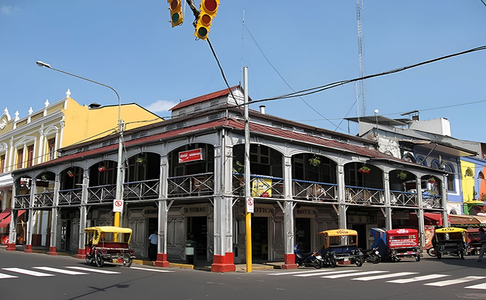 Casa fierro vuelo a iquitos