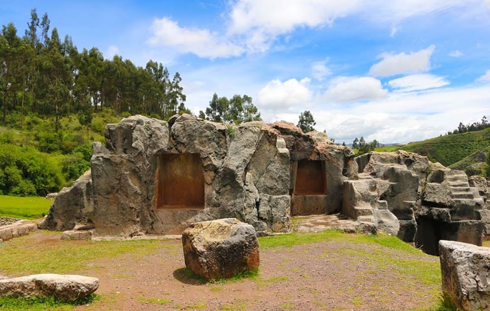 Sitio arqueologico de incantambo tours de cusco